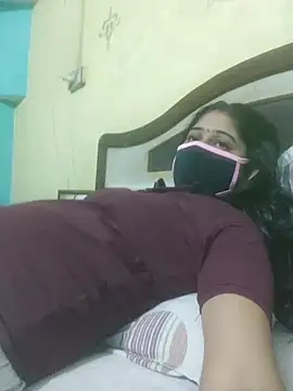 Snapshot of Cute-Charvii chatting on 09-25-25, 04:57 Cute-Charvii online show from 09-25-25, 04:57