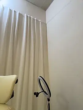 AZ37866 online show from 04-27-26, 03:59