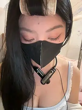 Snapshot of AZ37866 chatting on 02-14-26, 02:17 AZ37866 online show from 02-14-26, 02:17