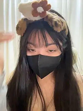 AZ37866 online show from 04-23-26, 03:02