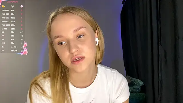 TanekaBoitel online show from 09-29-25, 12:44