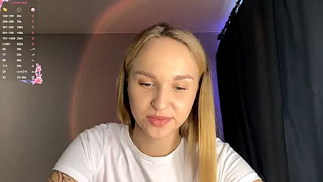 TanekaBoitel online show from 09-23-25, 11:28