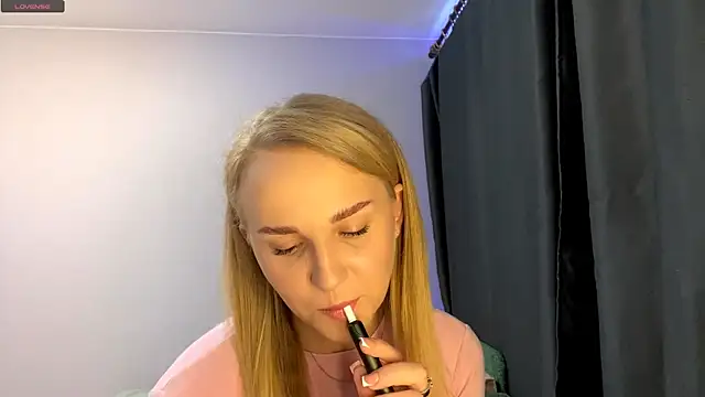 TanekaBoitel online show from 10-03-25, 10:06