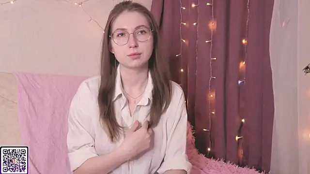 DaliaRadtke online show from 04-15-26, 07:58