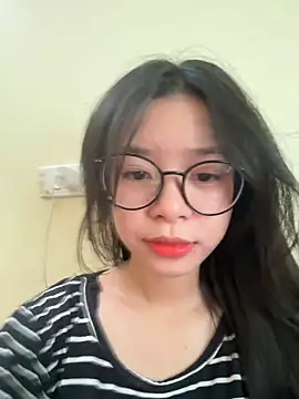 mau15  online show from 10-18-25, 03:30