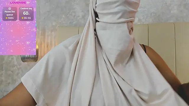 Snapshot of Daksha_a chatting on 04-23-26, 07:26 Daksha a online show from 04-23-26, 07:26