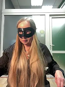 B i r d i e online show from 11-05-25, 11:35