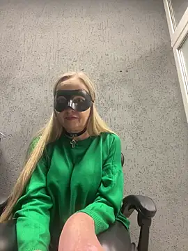 B i r d i e online show from 09-30-25, 12:11