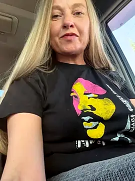 B i r d i e online show from 09-22-25, 12:22