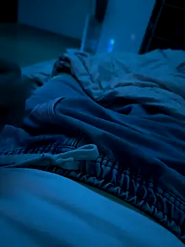 cunnni256 online show from 09-19-25, 04:00