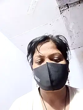 Snapshot of Mona_darling21 chatting on 03-17-26, 04:37 Mona darling21 online show from 03-17-26, 04:37