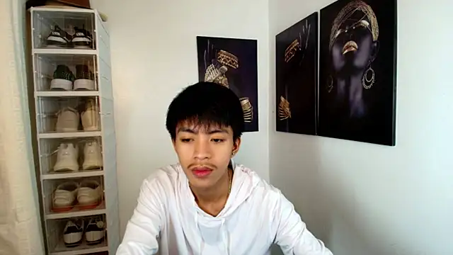 Snapshot of jayxxxlovescock chatting on 09-27-25, 04:13 jayxxxlovescock online show from 09-27-25, 04:13