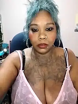 Snapshot of Javel123 chatting on 06-23-26, 05:05 Javel123 online show from 06-23-26, 05:05