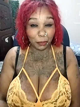 Snapshot of Javel123 chatting on 06-12-26, 06:44 Javel123 online show from 06-12-26, 06:44