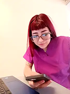 CAROLINA 17- online show from 10-02-25, 02:53