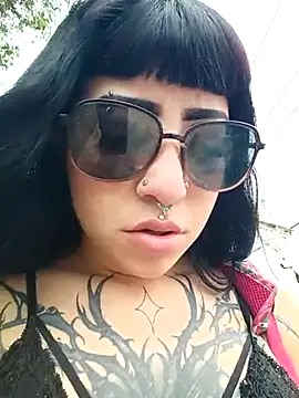 CAROLINA 17- online show from 10-16-25, 03:20