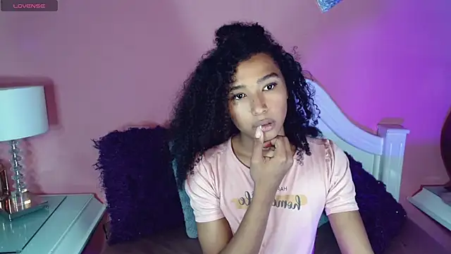  IsabellaRousse online show from 11-10-25, 07:19