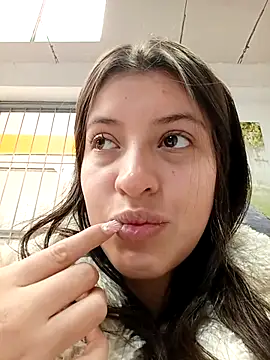 SALOME-28  online show from 11-10-25, 04:34