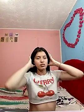 Snapshot of SALOME-28_ chatting on 10-14-25, 12:44 SALOME-28 online show from 10-14-25, 12:44