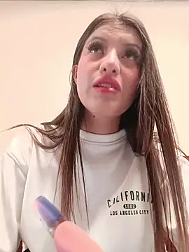 Snapshot of SALOME-28_ chatting on 10-20-25, 03:01 SALOME-28 online show from 10-20-25, 03:01