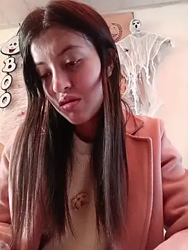 SALOME-28  online show from 10-24-25, 03:33