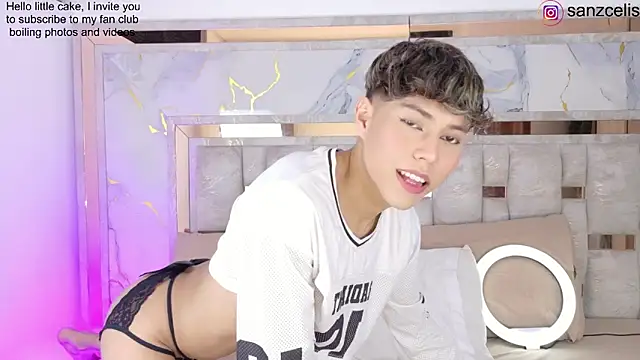 Snapshot of Little_liam chatting on 03-30-26, 10:22 Little liam online show from 03-30-26, 10:22