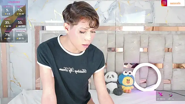 Snapshot of Little_liam chatting on 06-21-26, 09:31 Little liam online show from 06-21-26, 09:31