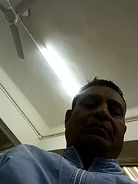 ROXX121 online show from 01-17-26, 05:44