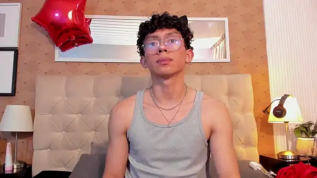 liam twiink online show from 02-25-26, 02:56