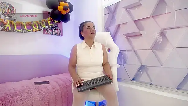 EvaGoddess  online show from 11-02-25, 07:08