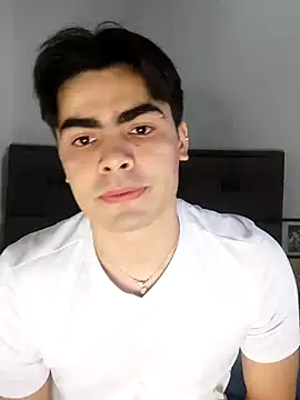 Mason grey online show from 11-18-25, 03:59