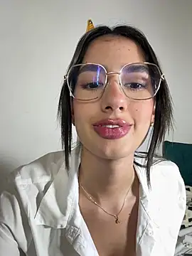Julieta Duque online show from 07-13-26, 02:33