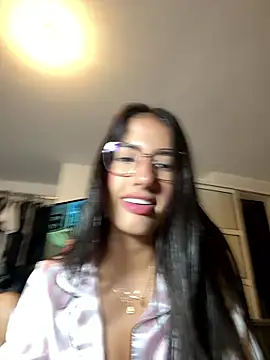 Julieta Duque online show from 01-13-26, 02:26