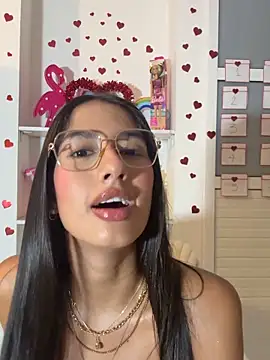 Julieta Duque online show from 02-11-26, 02:33