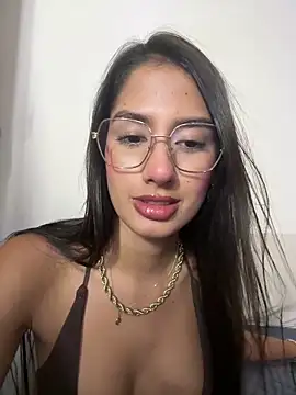 Julieta Duque online show from 04-23-26, 03:24
