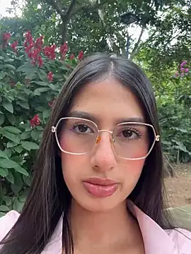 Julieta Duque online show from 12-17-25, 07:41