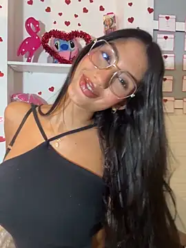 Julieta Duque online show from 02-13-26, 02:00