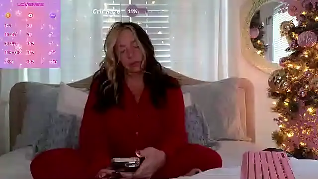 STIFFLERSMOMM online show from 12-21-25, 01:24