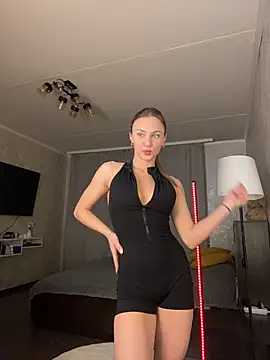 Snapshot of Mally_Say chatting on 02-19-26, 05:10 Mally Say online show from 02-19-26, 05:10