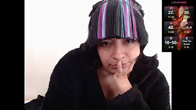 Snapshot of Acelinrose chatting on 10-13-25, 03:24 Acelinrose online show from 10-13-25, 03:24