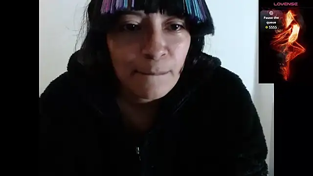Snapshot of Acelinrose chatting on 10-08-25, 12:01 Acelinrose online show from 10-08-25, 12:01