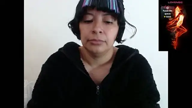 Acelinrose online show from 11-21-25, 01:21