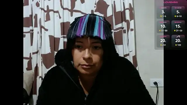 Acelinrose online show from 06-23-26, 01:47