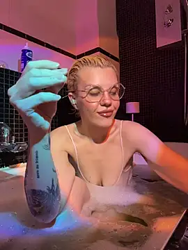 tacodeluxxxe online show from 11-05-25, 04:21