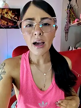 ValeNiitaLuv online show from 04-06-26, 04:41