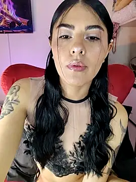 ValeNiitaLuv online show from 04-01-26, 04:25