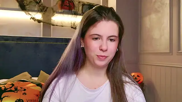 Akira Halls online show from 10-30-25, 08:50