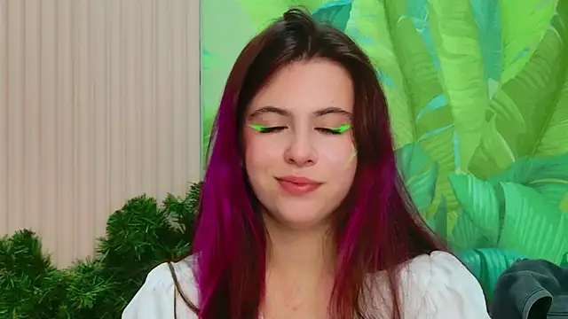 Akira Halls online show from 12-21-25, 08:31