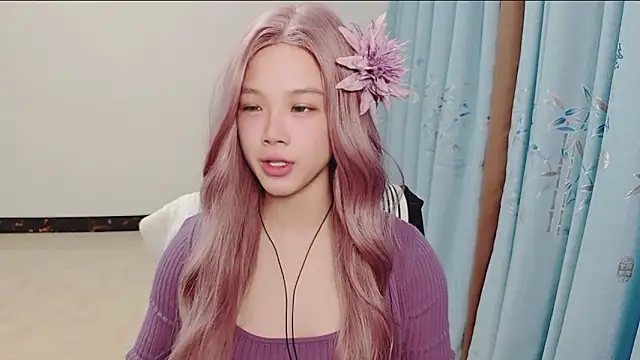 Cherry S online show from 10-21-25, 02:22