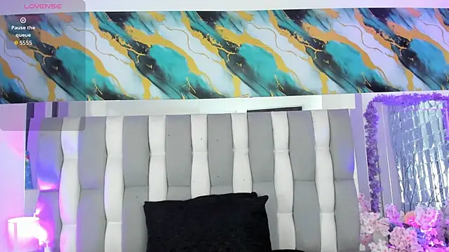 IsaDiiaz online show from 04-10-26, 06:53